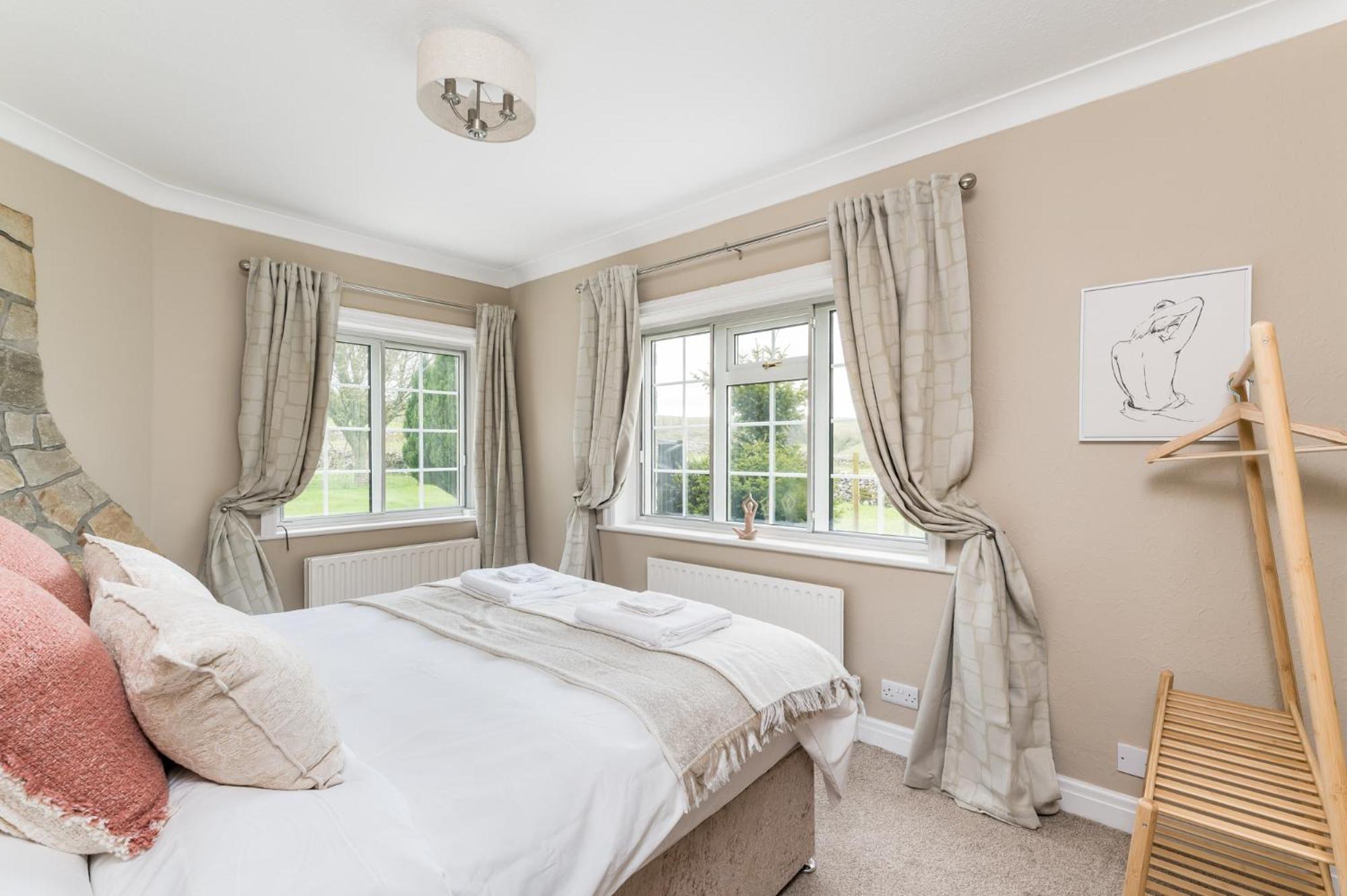 Central Malham Wellbeing Escape With Hot Tub Sleeps 8 Eksteriør billede